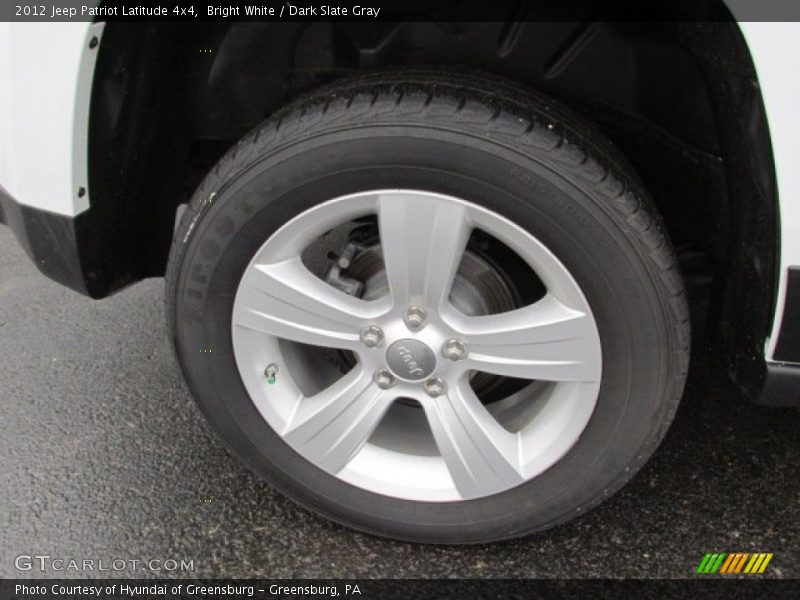 Bright White / Dark Slate Gray 2012 Jeep Patriot Latitude 4x4
