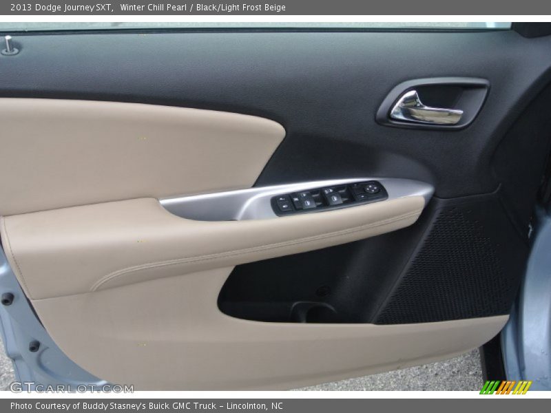 Winter Chill Pearl / Black/Light Frost Beige 2013 Dodge Journey SXT