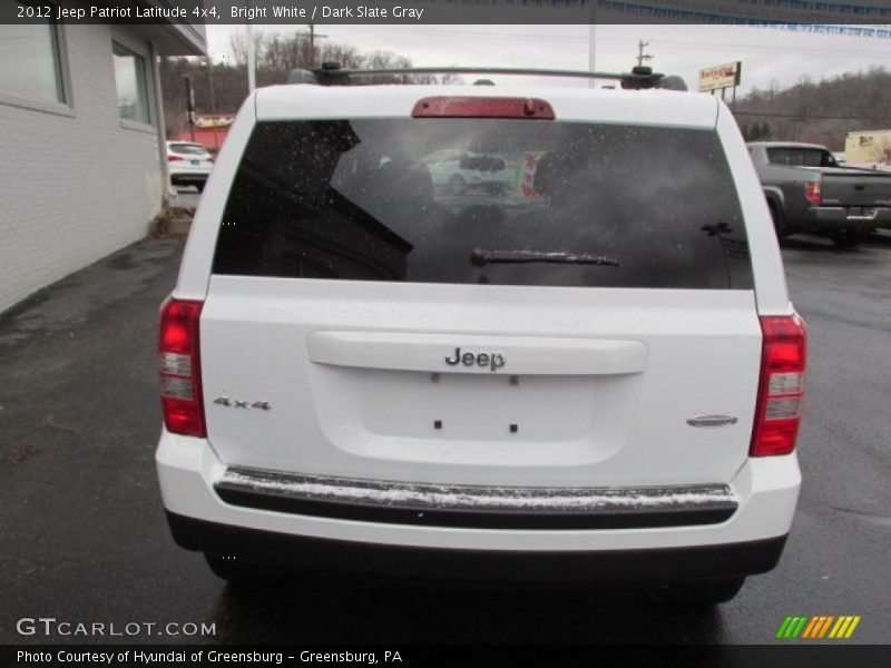 Bright White / Dark Slate Gray 2012 Jeep Patriot Latitude 4x4