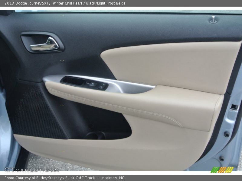 Winter Chill Pearl / Black/Light Frost Beige 2013 Dodge Journey SXT