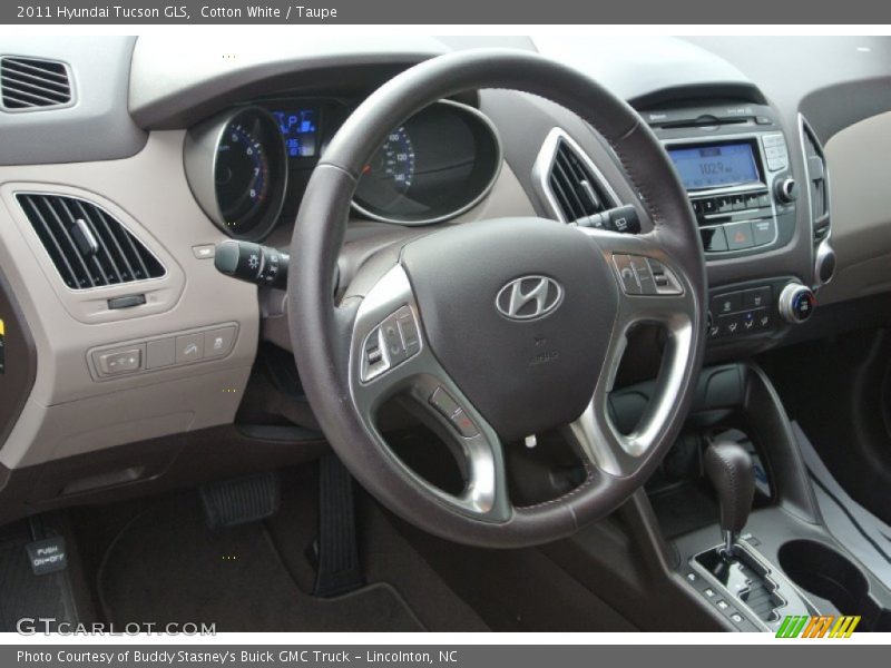 Cotton White / Taupe 2011 Hyundai Tucson GLS