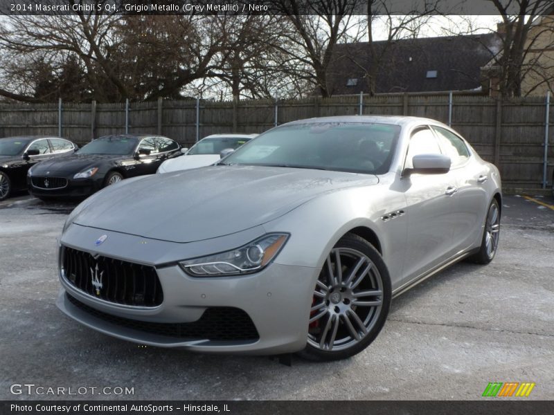 Front 3/4 View of 2014 Ghibli S Q4