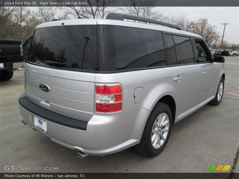 Ingot Silver / Charcoal Black 2014 Ford Flex SE
