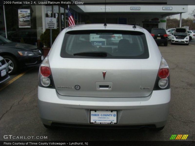 Liquid Platinum Metallic / Ebony 2009 Pontiac Vibe 2.4