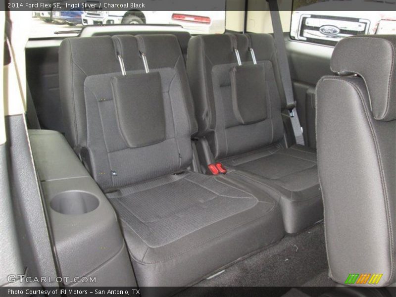 Ingot Silver / Charcoal Black 2014 Ford Flex SE