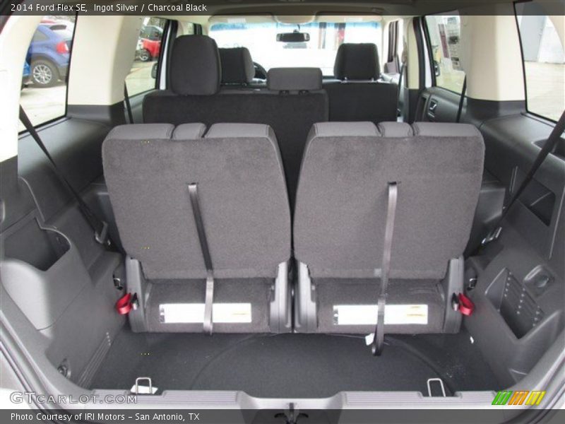 Ingot Silver / Charcoal Black 2014 Ford Flex SE