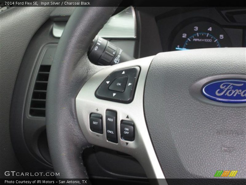 Ingot Silver / Charcoal Black 2014 Ford Flex SE