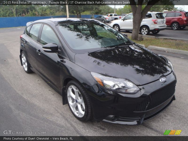 Tuxedo Black / ST Charcoal Black Full-Leather Recaro Seats 2013 Ford Focus ST Hatchback