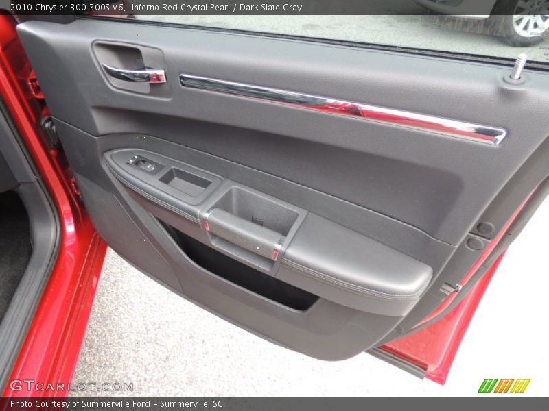 Inferno Red Crystal Pearl / Dark Slate Gray 2010 Chrysler 300 300S V6