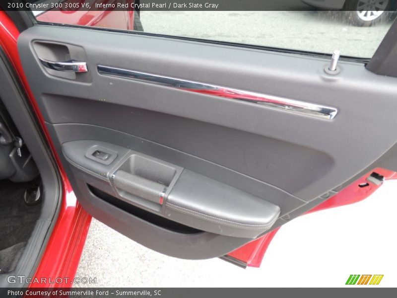 Inferno Red Crystal Pearl / Dark Slate Gray 2010 Chrysler 300 300S V6