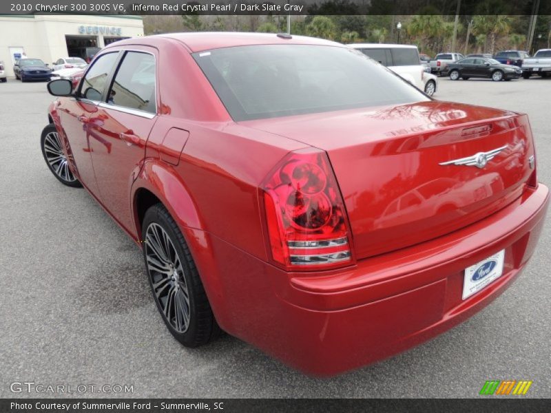 Inferno Red Crystal Pearl / Dark Slate Gray 2010 Chrysler 300 300S V6