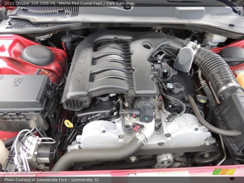Inferno Red Crystal Pearl / Dark Slate Gray 2010 Chrysler 300 300S V6