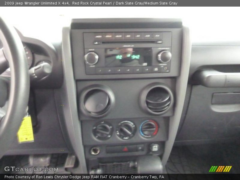 Red Rock Crystal Pearl / Dark Slate Gray/Medium Slate Gray 2009 Jeep Wrangler Unlimited X 4x4