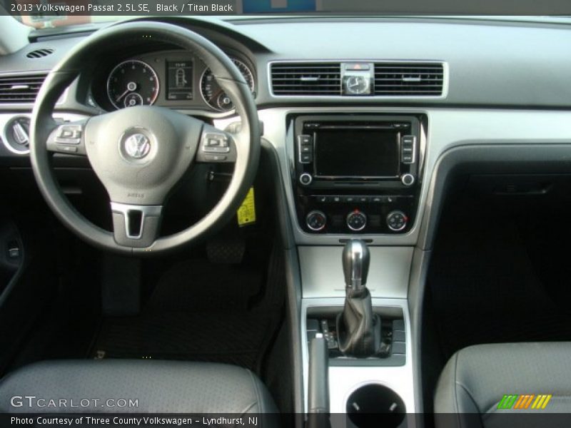 Black / Titan Black 2013 Volkswagen Passat 2.5L SE