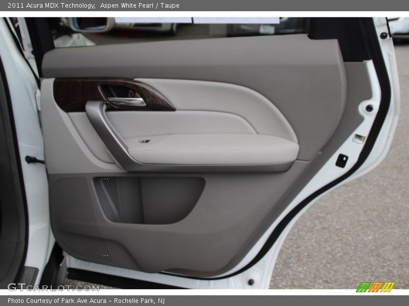 Aspen White Pearl / Taupe 2011 Acura MDX Technology
