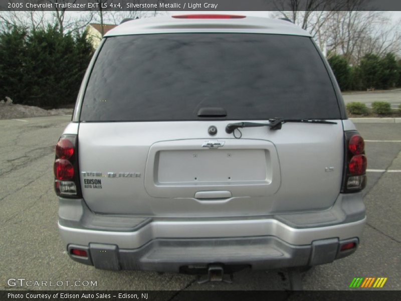 Silverstone Metallic / Light Gray 2005 Chevrolet TrailBlazer EXT LS 4x4