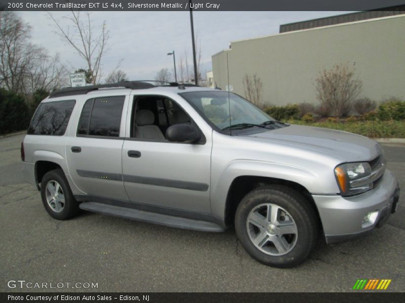 Silverstone Metallic / Light Gray 2005 Chevrolet TrailBlazer EXT LS 4x4