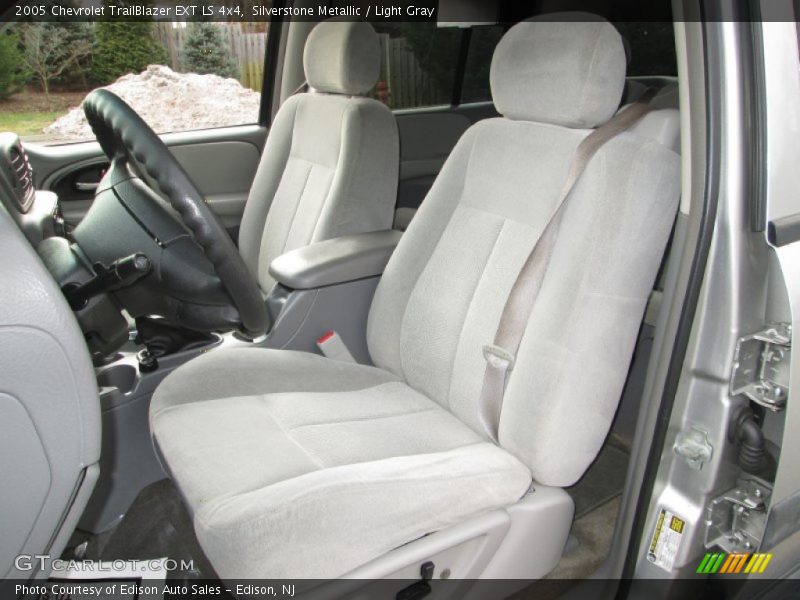 Silverstone Metallic / Light Gray 2005 Chevrolet TrailBlazer EXT LS 4x4