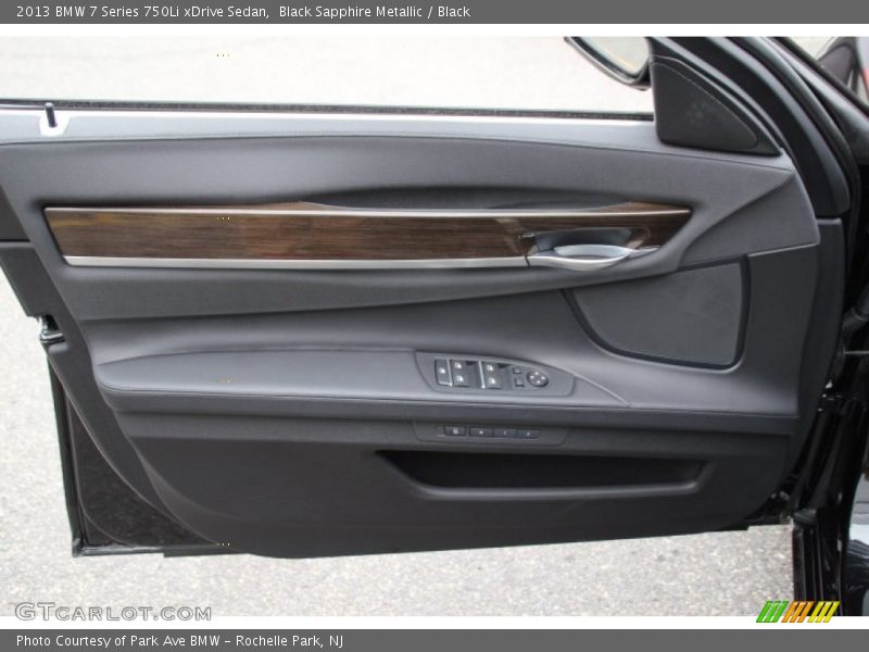 Door Panel of 2013 7 Series 750Li xDrive Sedan