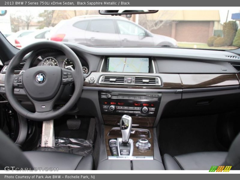 Dashboard of 2013 7 Series 750Li xDrive Sedan
