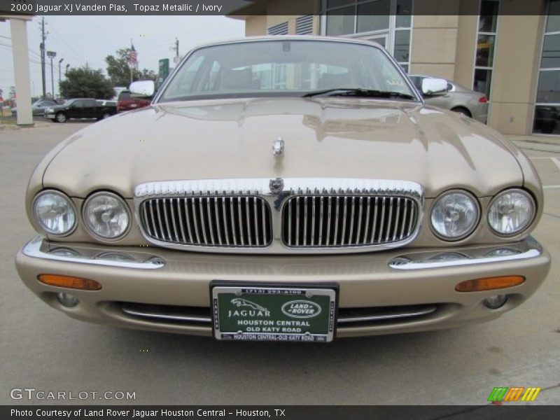 Topaz Metallic / Ivory 2000 Jaguar XJ Vanden Plas