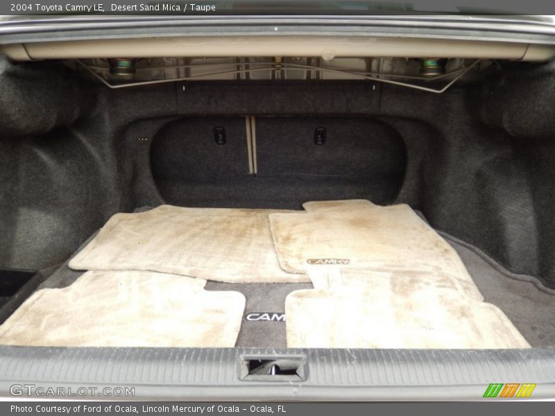 Desert Sand Mica / Taupe 2004 Toyota Camry LE