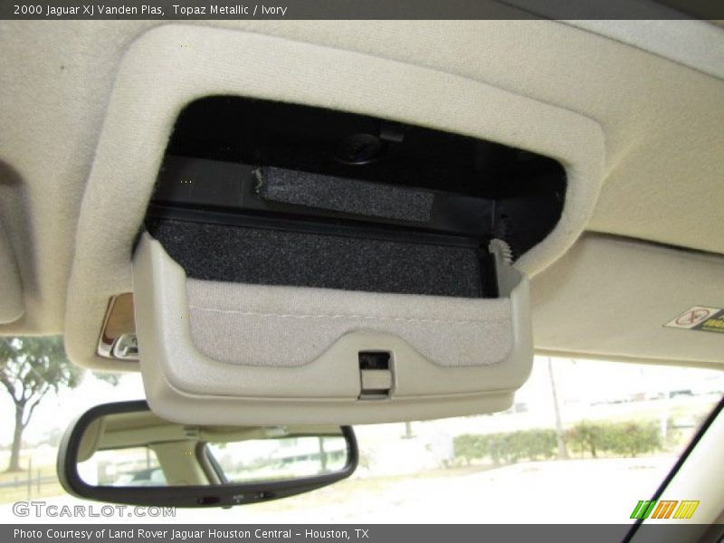Topaz Metallic / Ivory 2000 Jaguar XJ Vanden Plas