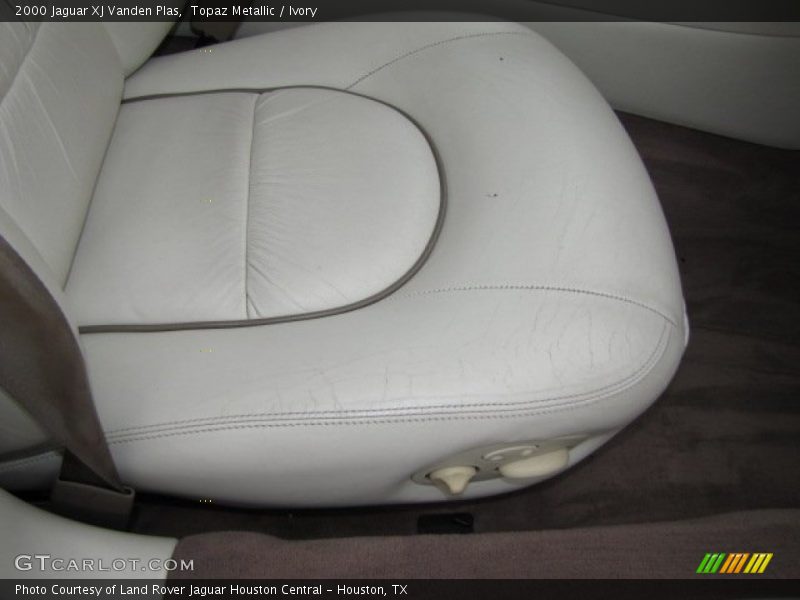 Topaz Metallic / Ivory 2000 Jaguar XJ Vanden Plas