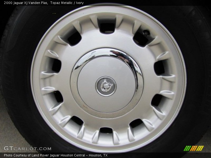 Topaz Metallic / Ivory 2000 Jaguar XJ Vanden Plas