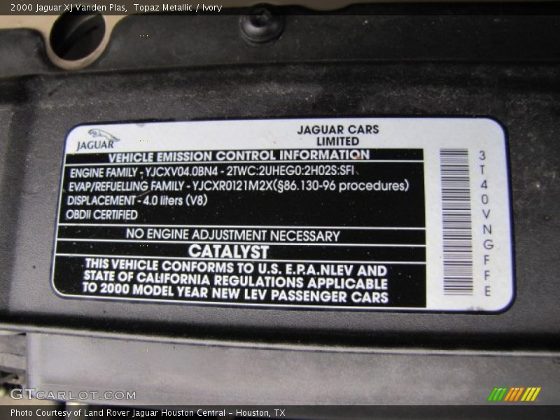 Topaz Metallic / Ivory 2000 Jaguar XJ Vanden Plas