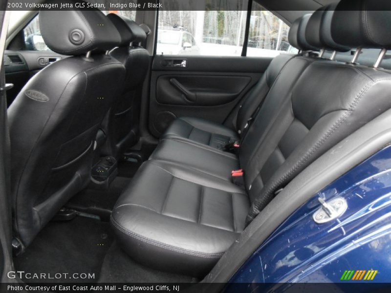 Indigo Blue / Black 2002 Volkswagen Jetta GLS Sedan