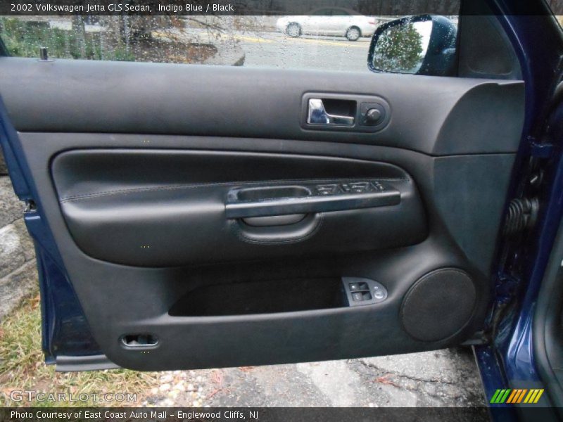 Indigo Blue / Black 2002 Volkswagen Jetta GLS Sedan