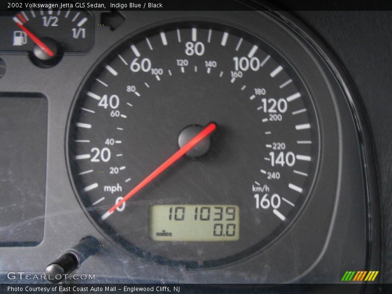 Indigo Blue / Black 2002 Volkswagen Jetta GLS Sedan