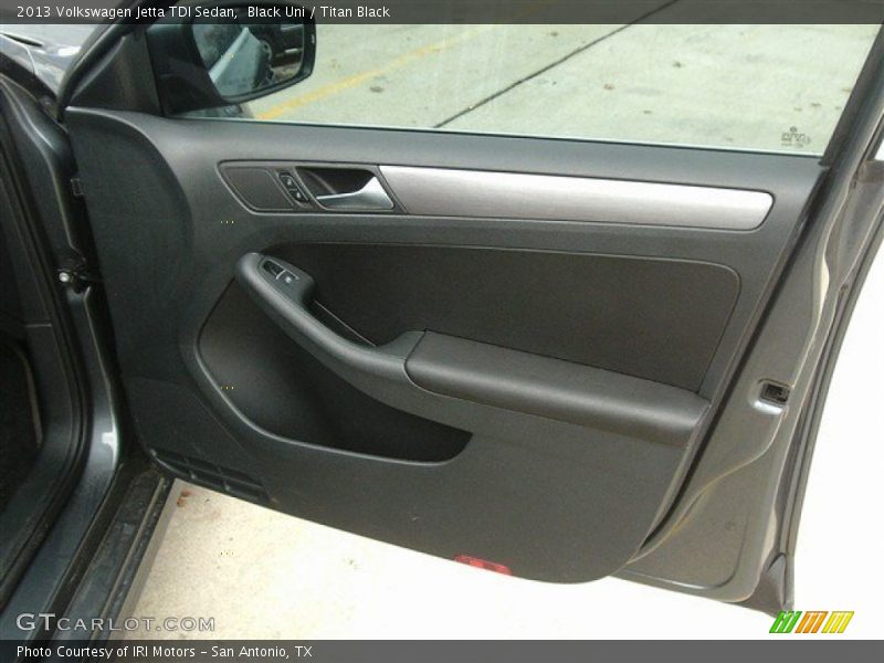 Black Uni / Titan Black 2013 Volkswagen Jetta TDI Sedan