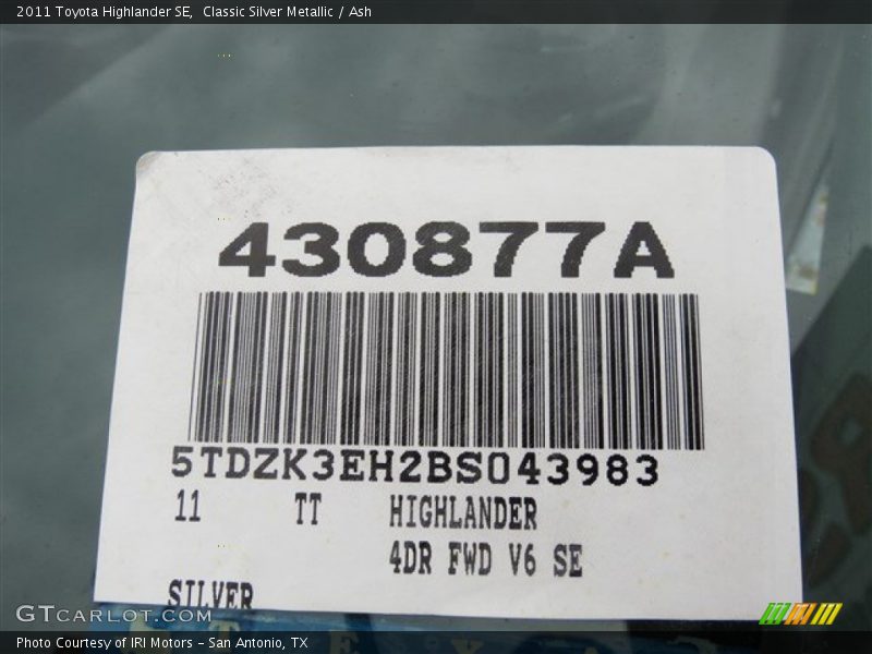 Classic Silver Metallic / Ash 2011 Toyota Highlander SE