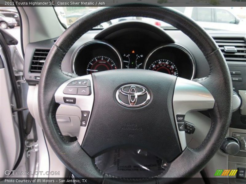 Classic Silver Metallic / Ash 2011 Toyota Highlander SE