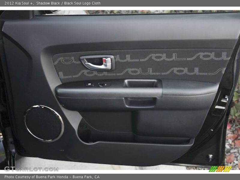 Shadow Black / Black Soul Logo Cloth 2012 Kia Soul +