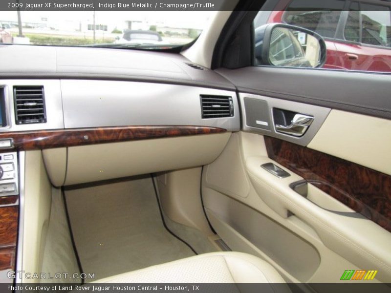 Indigo Blue Metallic / Champagne/Truffle 2009 Jaguar XF Supercharged