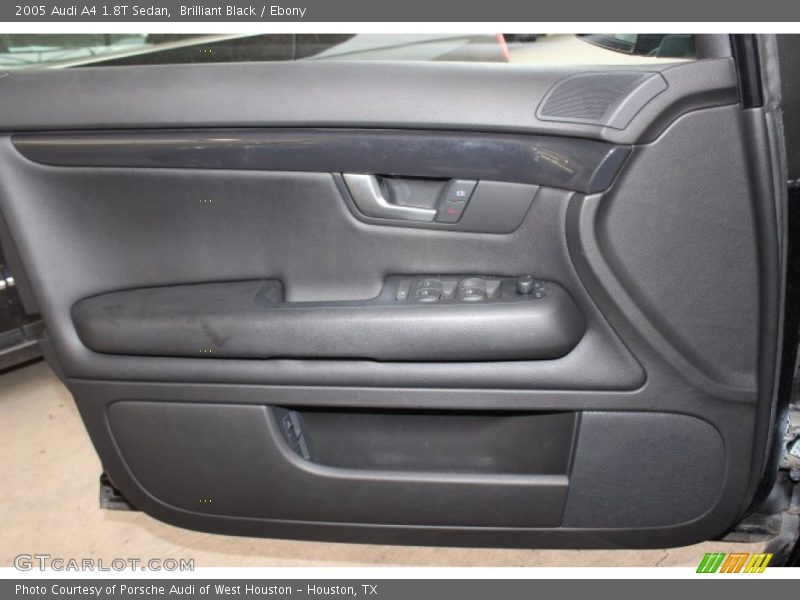 Brilliant Black / Ebony 2005 Audi A4 1.8T Sedan