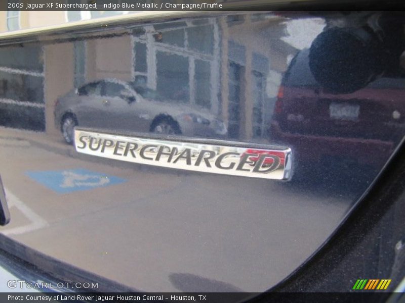 Indigo Blue Metallic / Champagne/Truffle 2009 Jaguar XF Supercharged