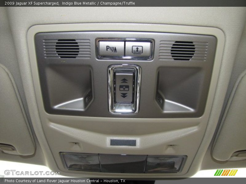 Indigo Blue Metallic / Champagne/Truffle 2009 Jaguar XF Supercharged