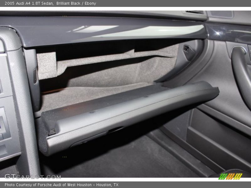 Brilliant Black / Ebony 2005 Audi A4 1.8T Sedan