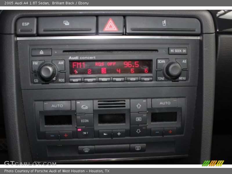 Brilliant Black / Ebony 2005 Audi A4 1.8T Sedan