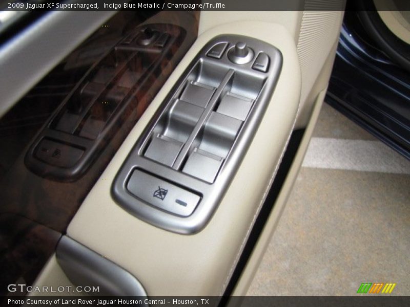 Indigo Blue Metallic / Champagne/Truffle 2009 Jaguar XF Supercharged