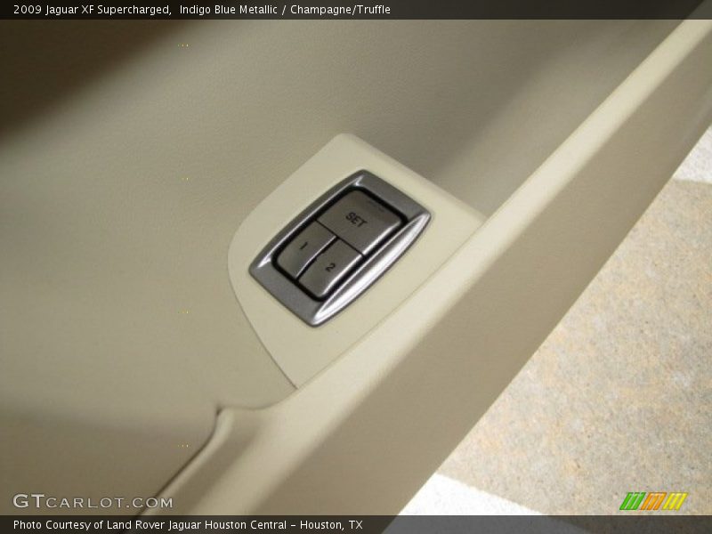 Indigo Blue Metallic / Champagne/Truffle 2009 Jaguar XF Supercharged