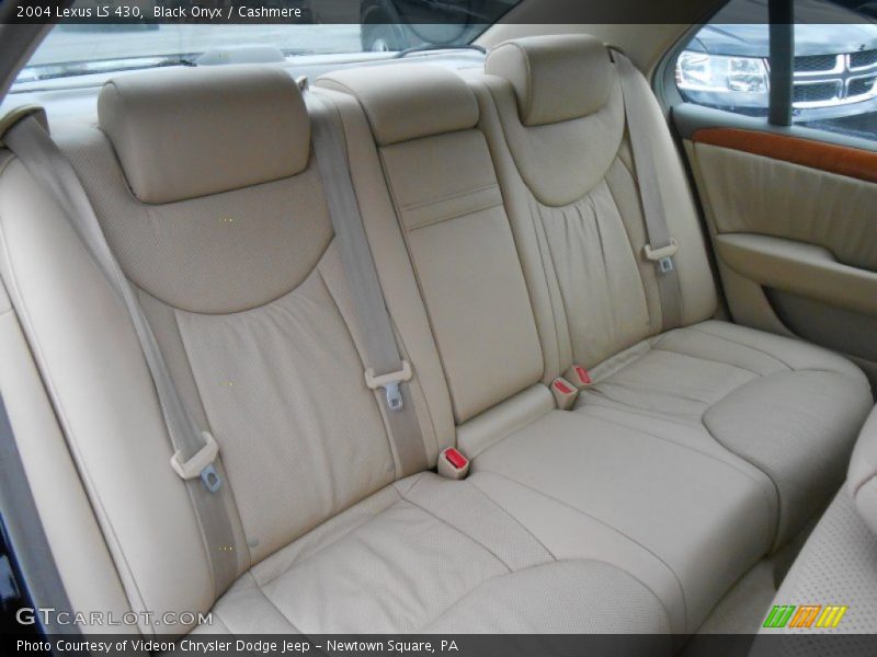 Black Onyx / Cashmere 2004 Lexus LS 430