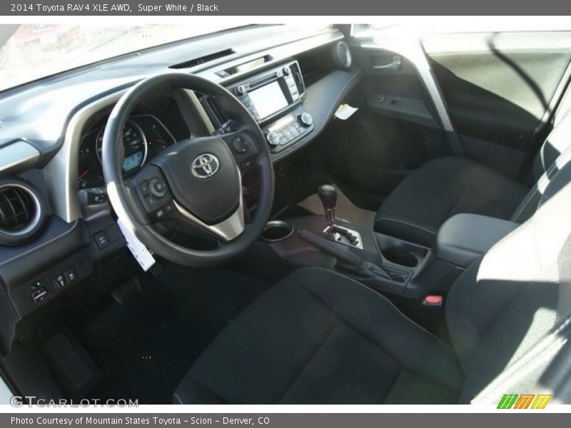 Super White / Black 2014 Toyota RAV4 XLE AWD