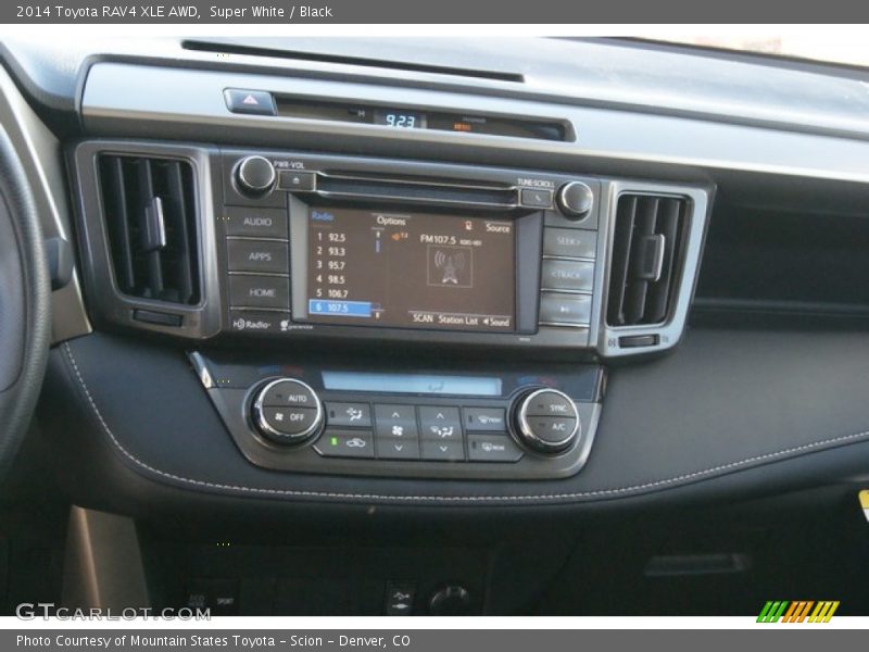 Super White / Black 2014 Toyota RAV4 XLE AWD
