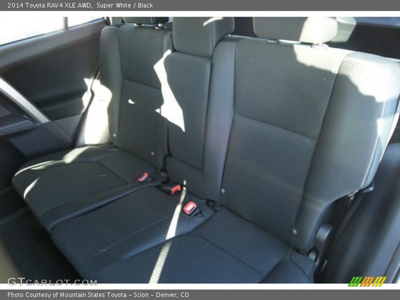 Super White / Black 2014 Toyota RAV4 XLE AWD