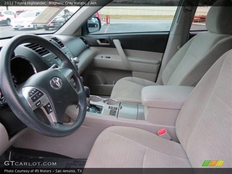 Magnetic Gray Metallic / Ash 2012 Toyota Highlander